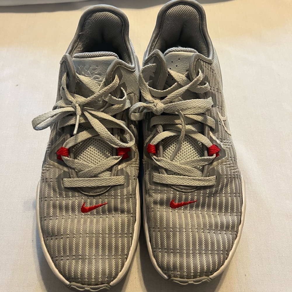 MENS Lebron James basketball Sneakers